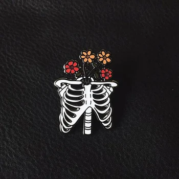 Цвете скелет на ревера игли ребра с цветя брошка анатомия на човека икона Хелоуин аксесоар